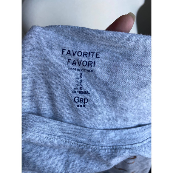 Gap gray Favorite tee "Rose everyday," size small - Picture 8 of 8